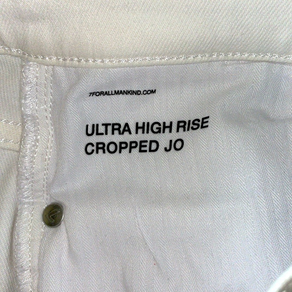 NWT 7 for all mankind LUXE VINTAGE.  White Flare Women's Jeans.  Size 26 - Picture 10 of 12